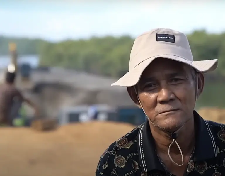 Video Those Affected by the Development of the Archipelago's Capital
